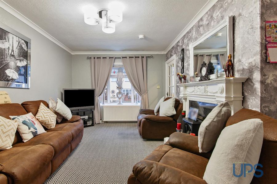 19 Kerrykeel Gardens