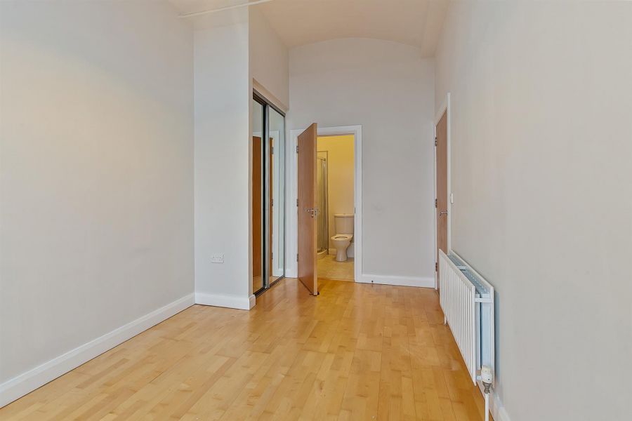 Apt 31 The Ross Building