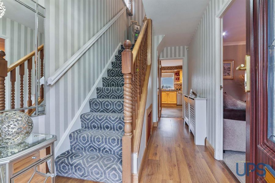 15 Glengoland Parade