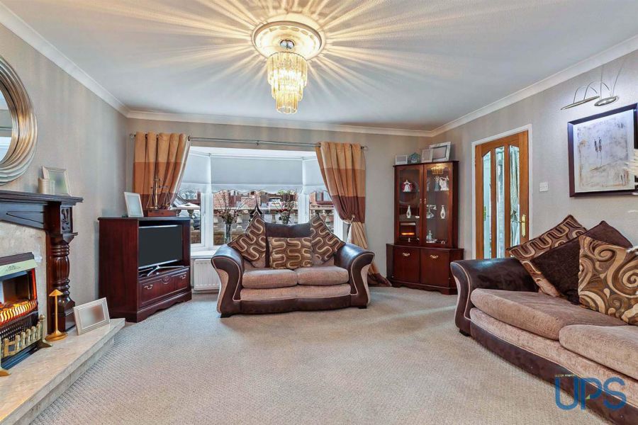 15 Glengoland Parade