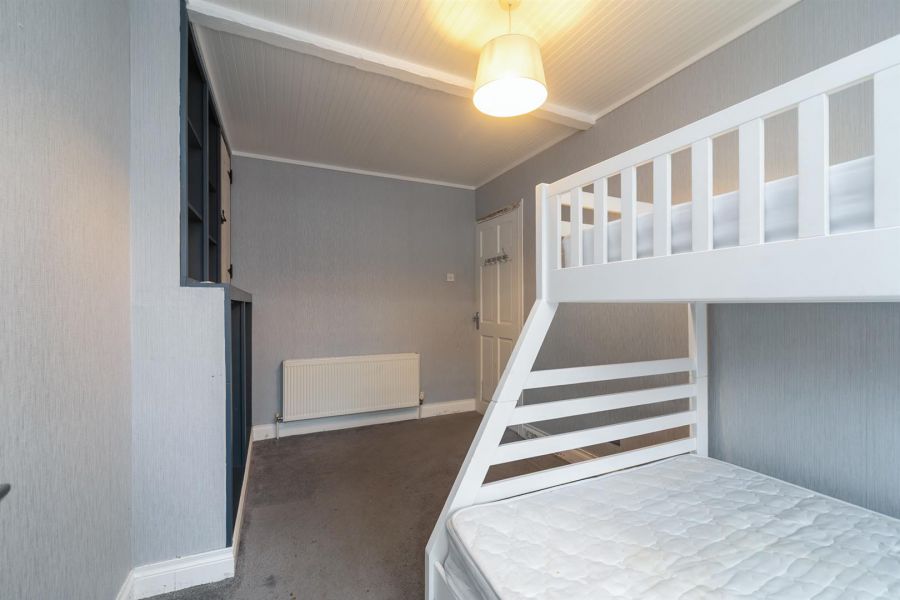 36 Riverdale Gardens