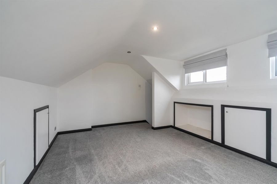 36 Riverdale Gardens