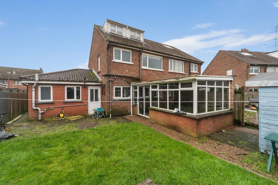 36 Riverdale Gardens