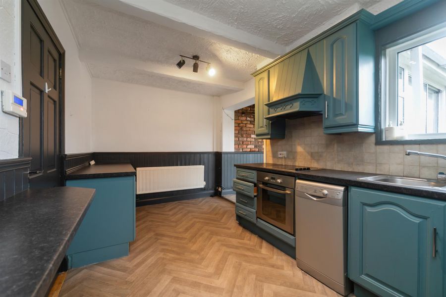 36 Riverdale Gardens