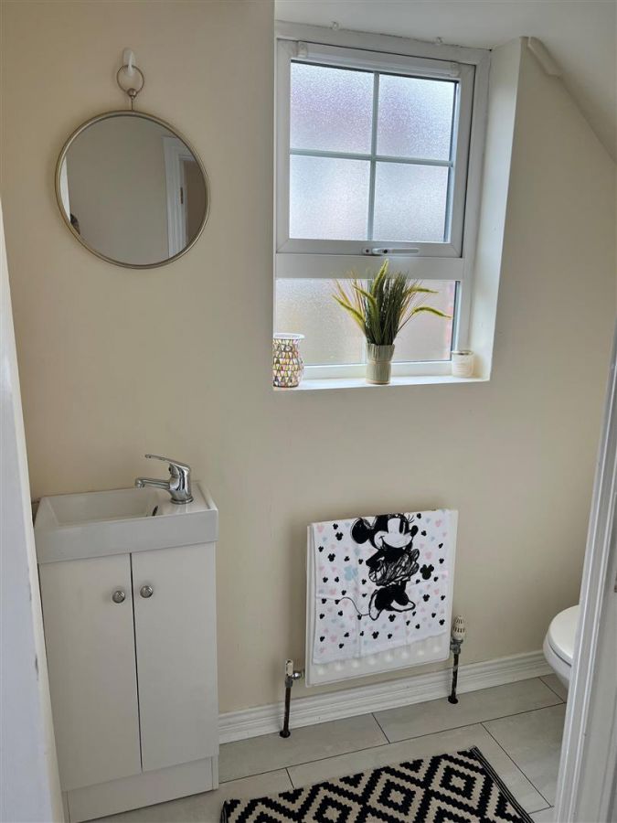 50 Mount Eagles Crescent