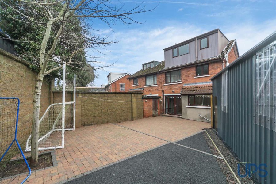 138 Stewartstown Park