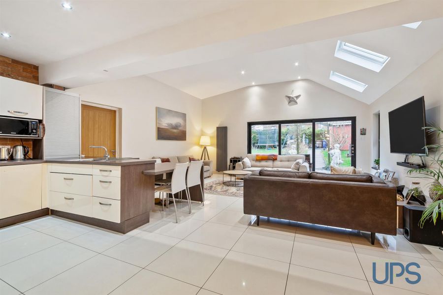 38 Glengoland Avenue