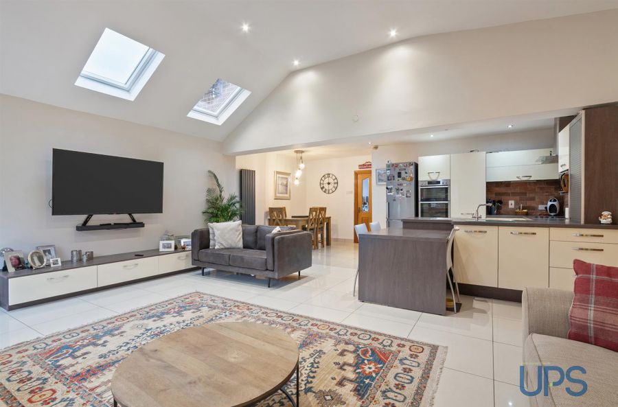 38 Glengoland Avenue