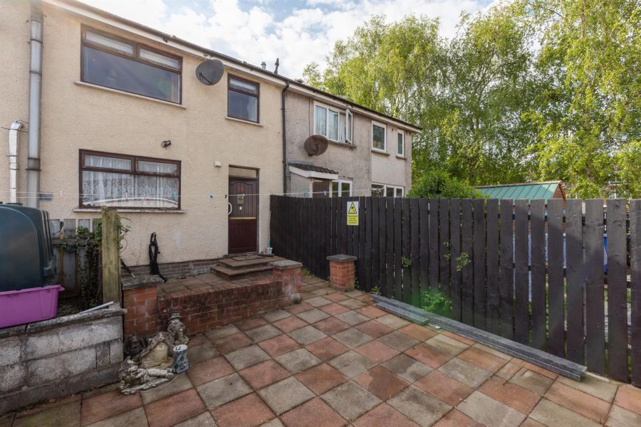 36 Broom Park