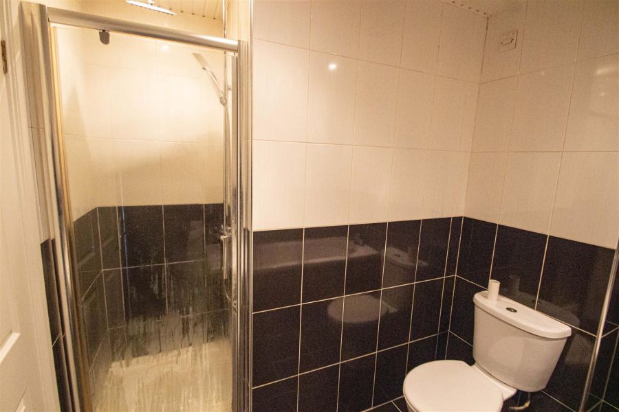 Apt 2 Castlewood Manor