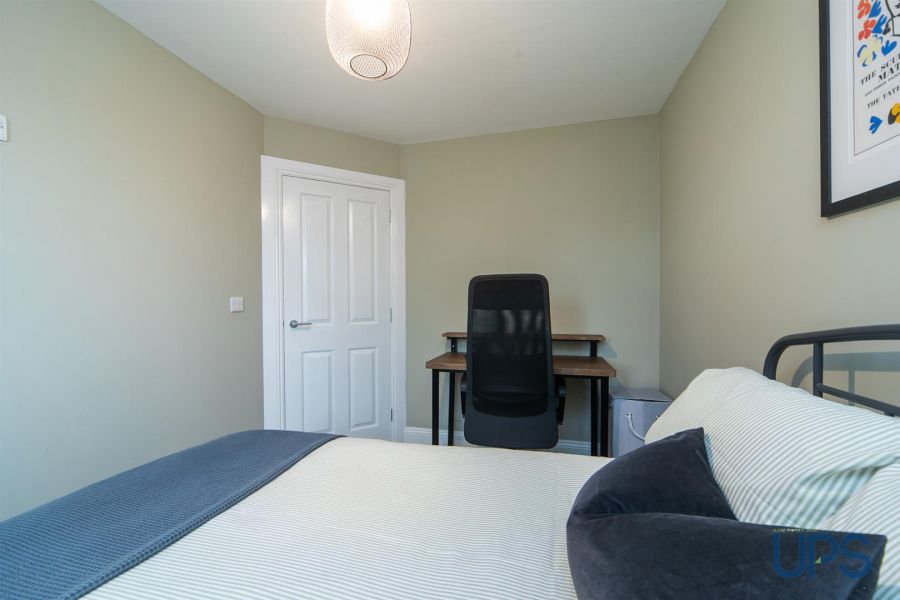 37 Sir Richard Wallace Gardens