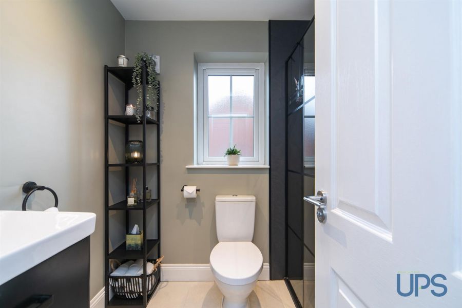 37 Sir Richard Wallace Gardens