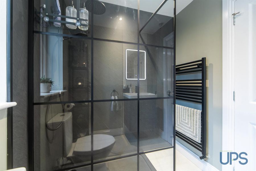 37 Sir Richard Wallace Gardens