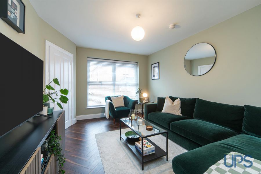 37 Sir Richard Wallace Gardens