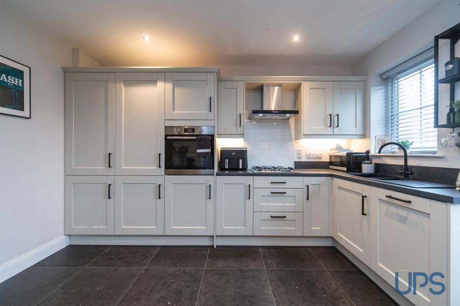 37 Sir Richard Wallace Gardens