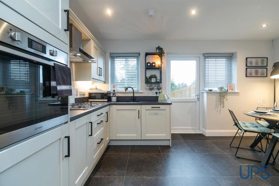 37 Sir Richard Wallace Gardens