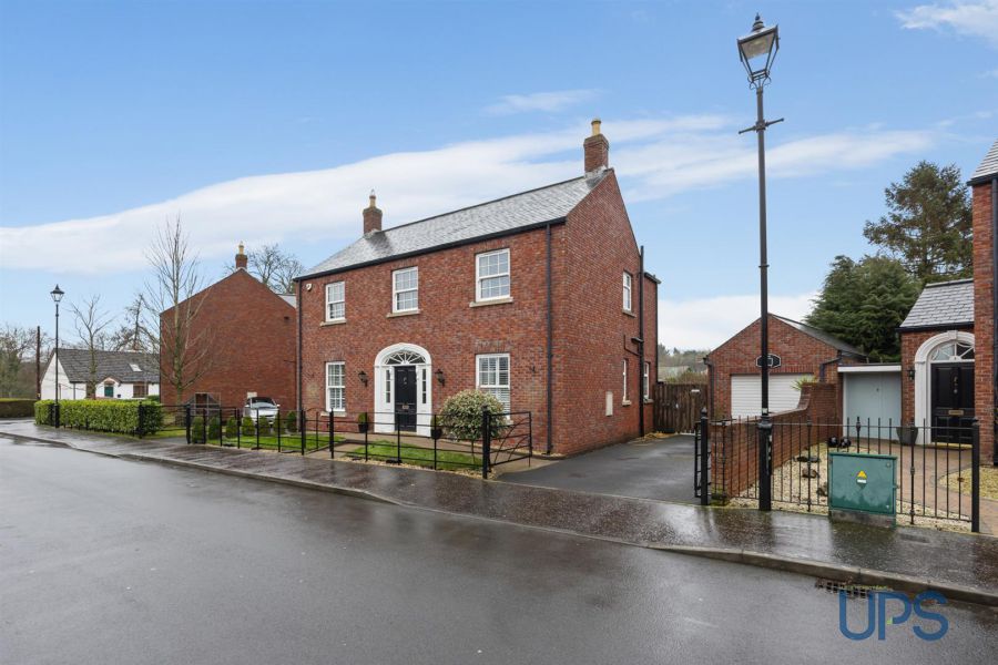 2 Portmore Hall Ballydonaghy Road