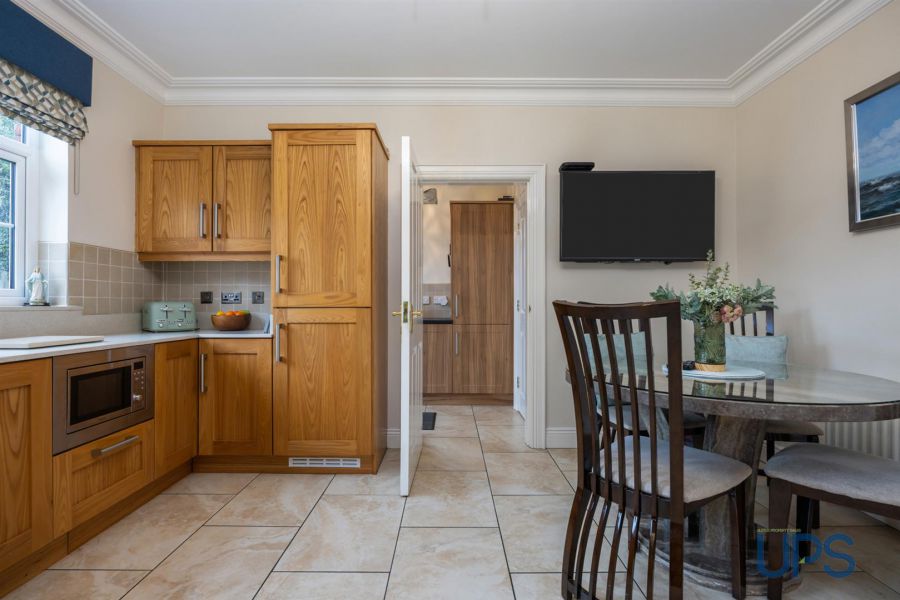 2 Portmore Hall Ballydonaghy Road