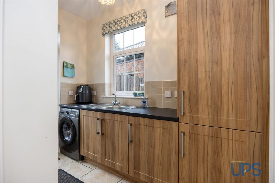 2 Portmore Hall Ballydonaghy Road