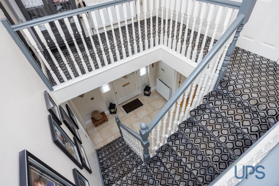 2 Portmore Hall Ballydonaghy Road