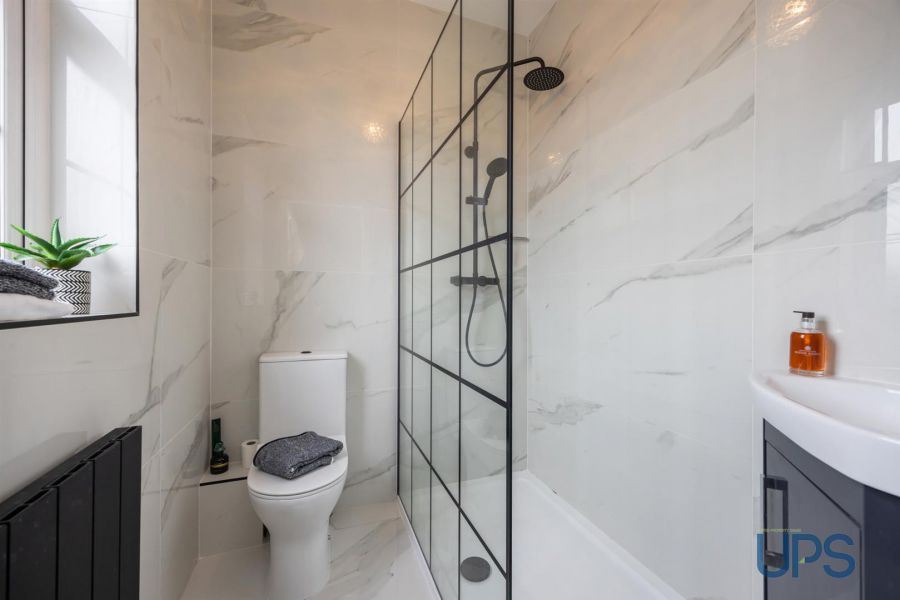 2 Portmore Hall Ballydonaghy Road