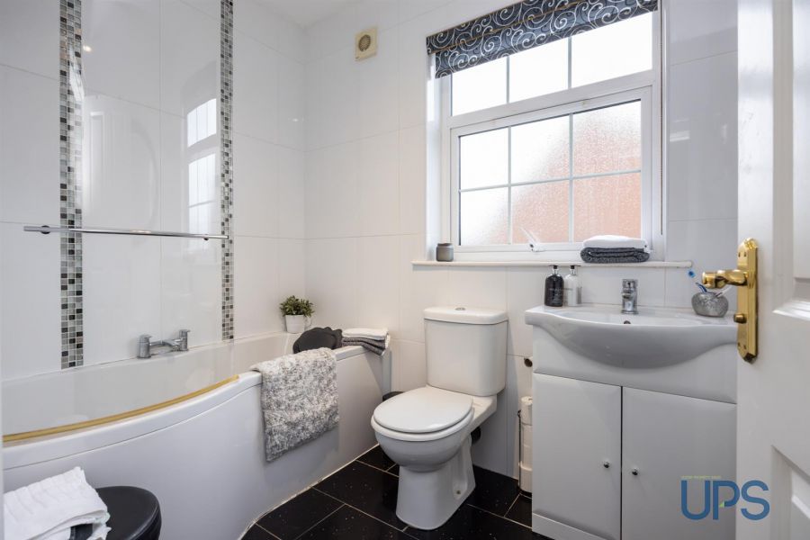 2 Portmore Hall Ballydonaghy Road