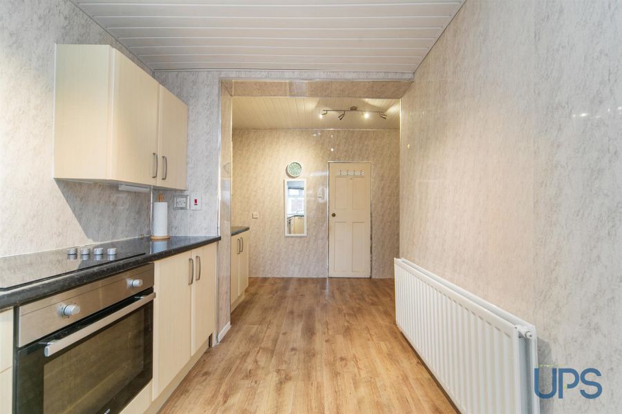 38 St. James's Crescent