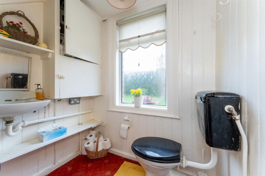 Detached House And Annex 