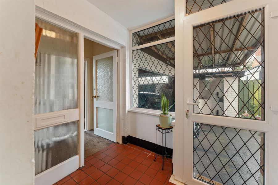 Detached House And Annex 