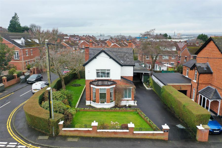 Detached House And Annex 