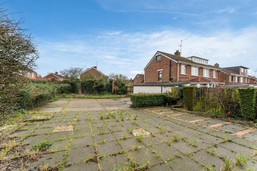 Detached House And Annex 