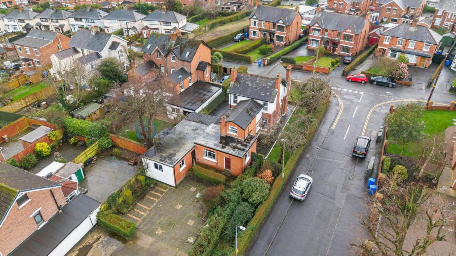 Detached House And Annex 
