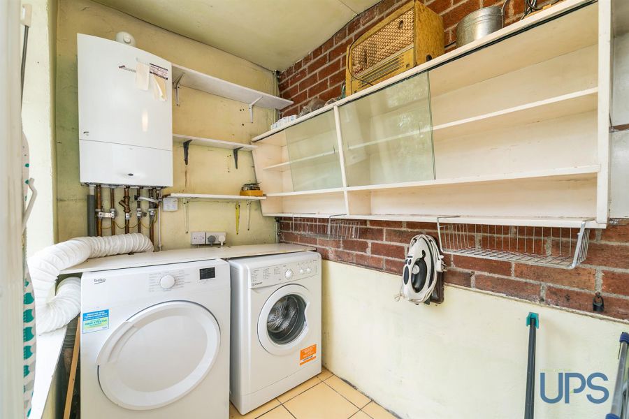 1 Stewartstown Avenue