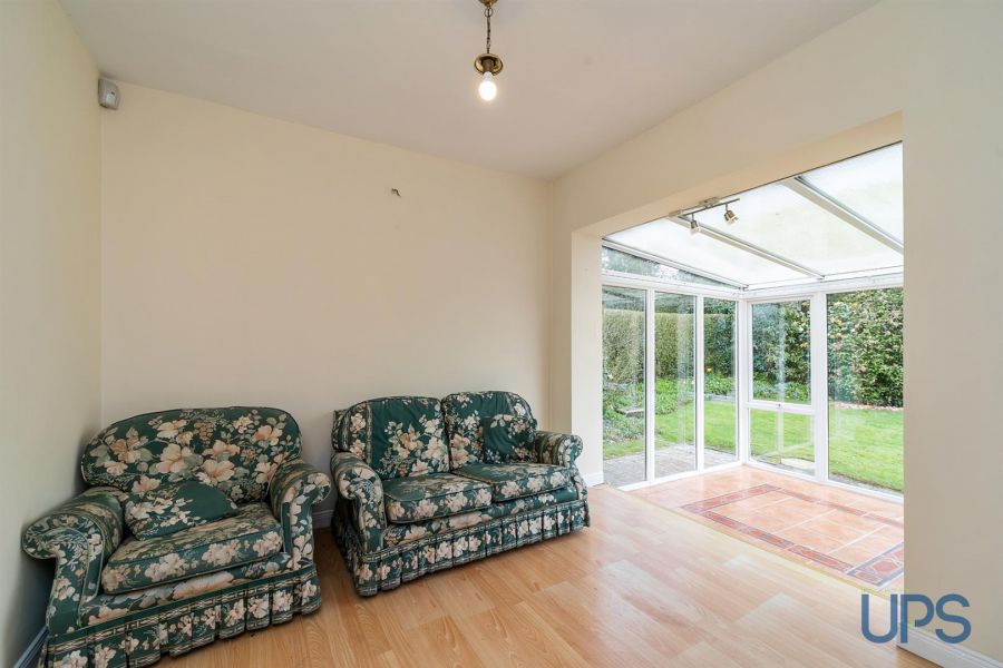 1 Stewartstown Avenue