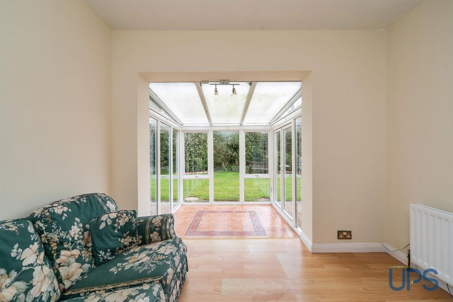 1 Stewartstown Avenue