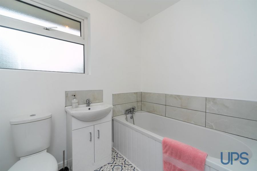 1 Stewartstown Avenue