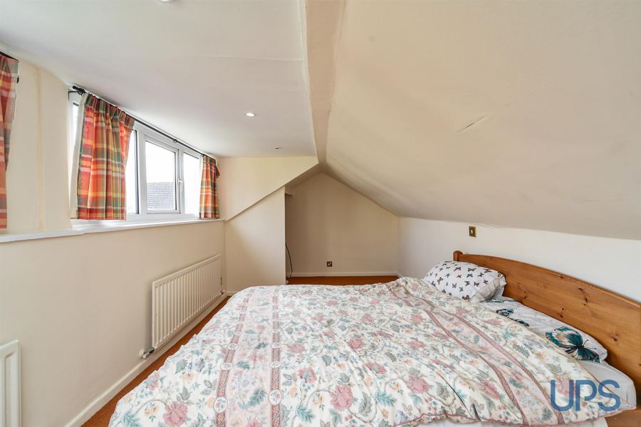 1 Stewartstown Avenue