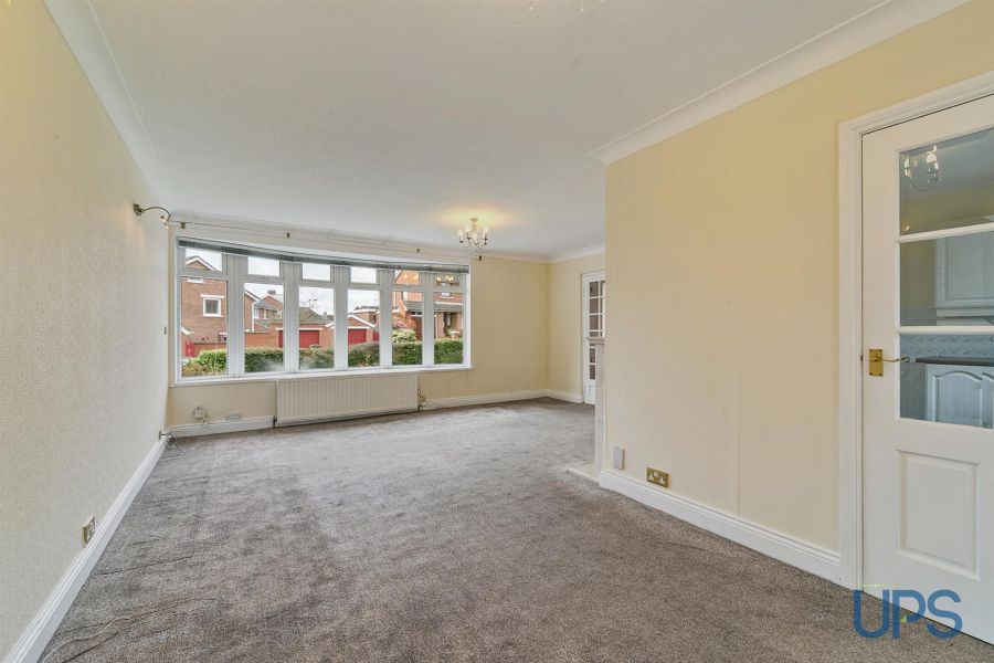 1 Stewartstown Avenue