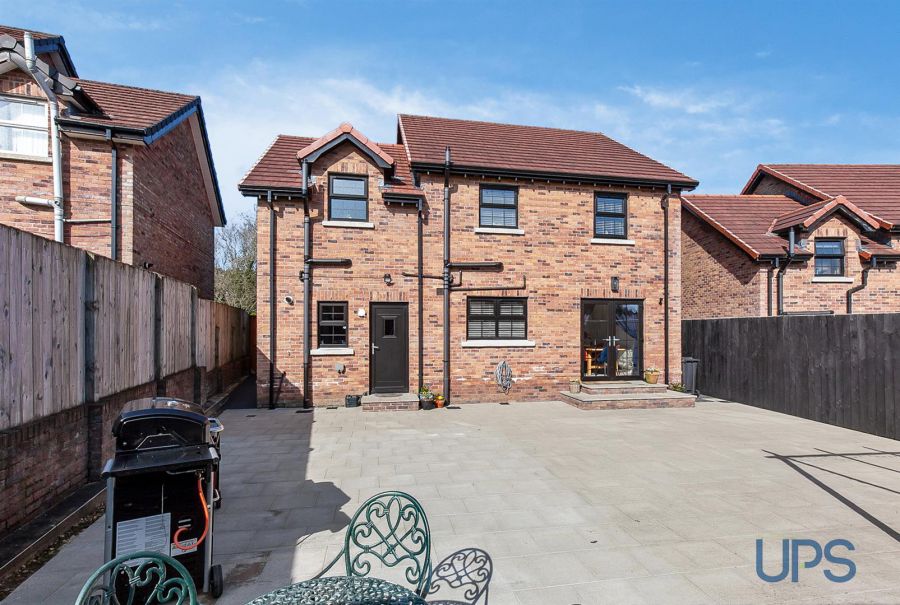 39A Mount Eagles Drive