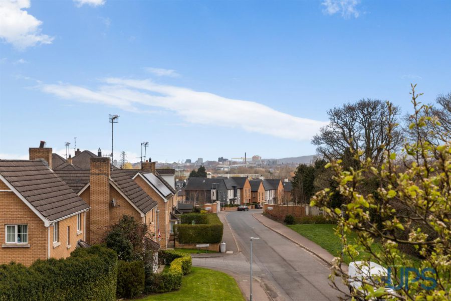 Apartment 5, 1C Mayfield Square