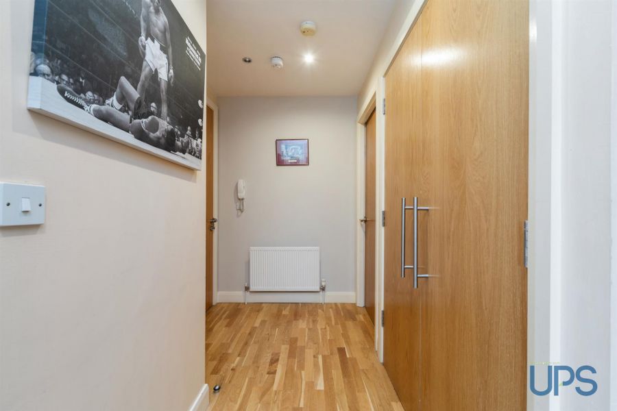 Apartment 5, 1C Mayfield Square