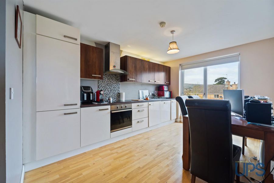 Apartment 5, 1C Mayfield Square