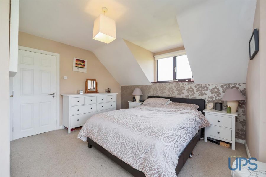 Detached Family Home With Annex 47A Chapel Road