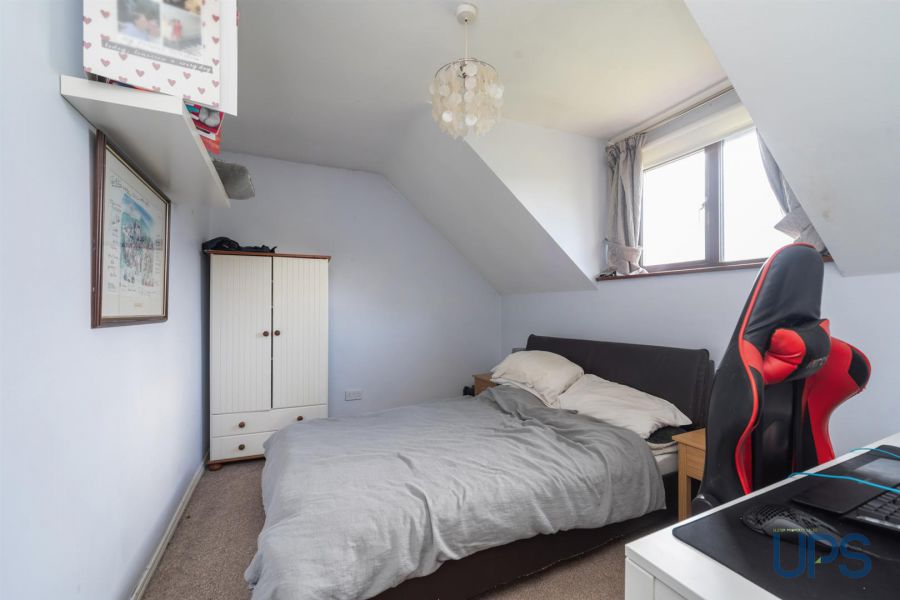 Detached Family Home With Annex 47A Chapel Road