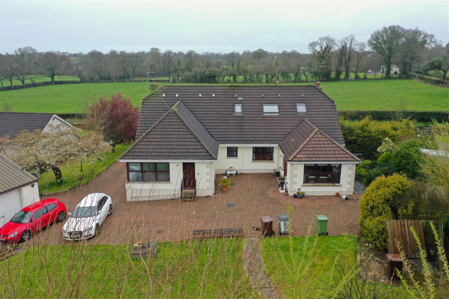 Detached Family Home With Annex 47A Chapel Road