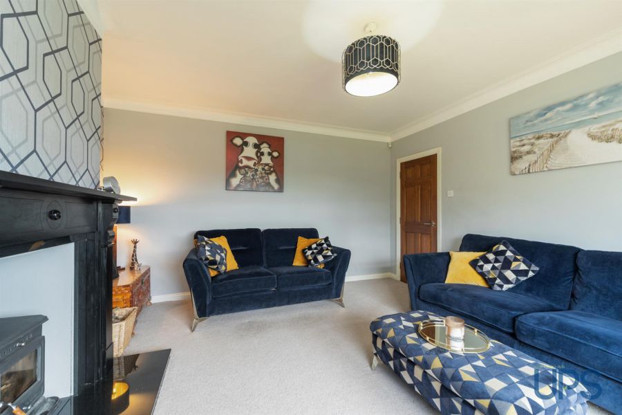 Detached Family Home With Annex 47A Chapel Road