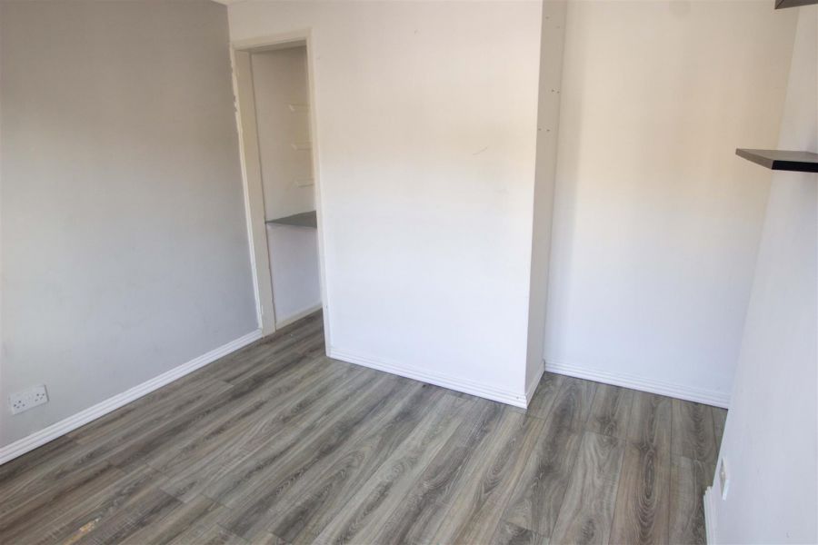 5 Gartree Place