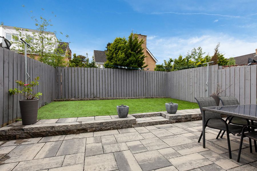 38 Mayfield Square