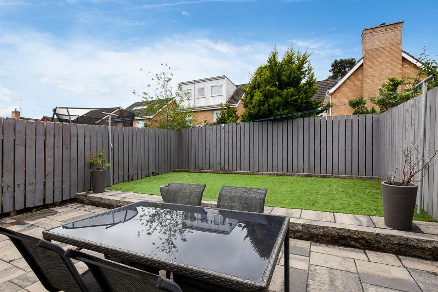 38 Mayfield Square
