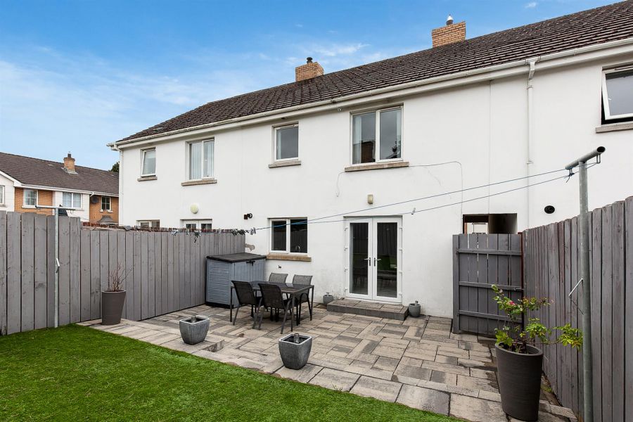 38 Mayfield Square